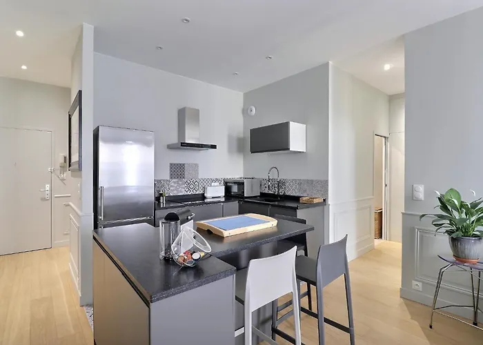 Appartement de Standing pour 6 refait à neuf Lyon
