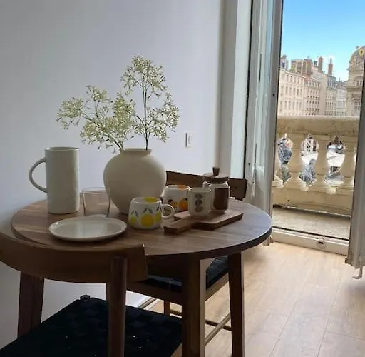 Balcon Place des Terreaux Lyon