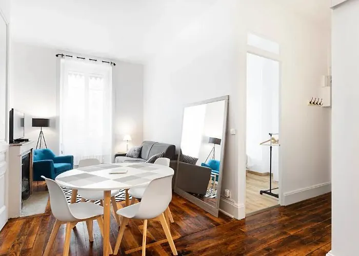 appartement 2 pièces Jean Macé et stationnement Lyon