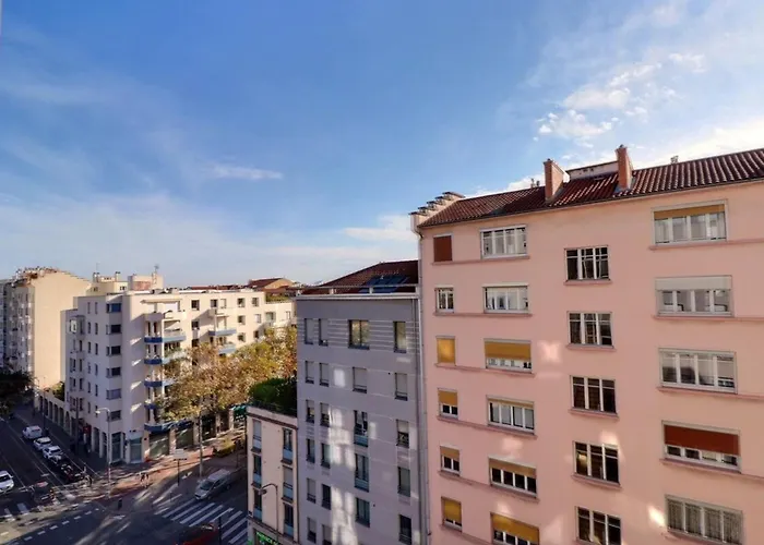 La Douce Parenthèse - Studio with garage - Lyon 4th