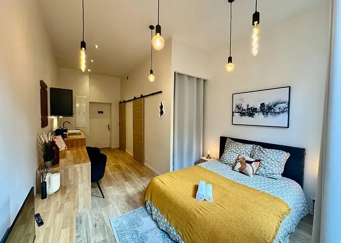 Suite Bergame - Check In H24 - Wifi Lyon
