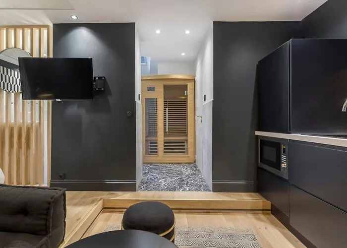 Suite Romantique - Sauna et Balnéo Lyon