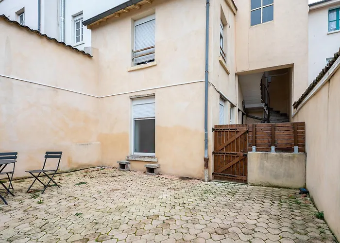 Appartement Secret Caché de Valmy à Lyon