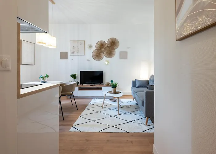 BnGo I Luxe&Confort I Gare PartDieu, 2 personnes, Aéroport, Rhone-Express Lyon