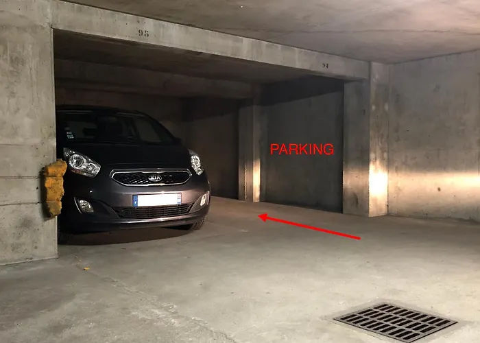 Appartement Parc Blandan - T2 Calme Lumineux Et Bien Situe. à Lyon