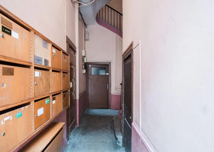 Bright, relaxing city-centre apartment AIL Lyon