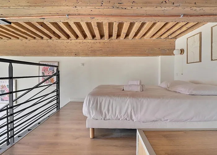 Charming Apartment With An Unobstructed View Lyon