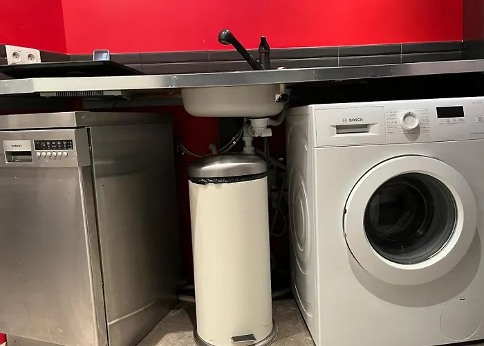 One Bedroom Apartment Centre Lyon Free Private Parking