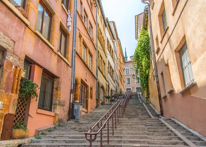 Appartement L'hyper centre terreaux 45m2 équipé CLIM à Lyon