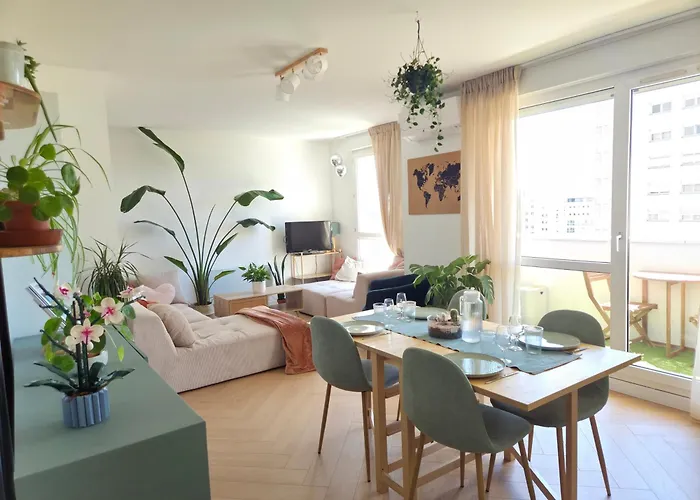 Appartement T3 Debourg, balcon, proche métro B à Lyon