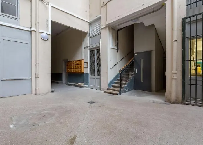 Patchwork - Furnished Apartment - Downtown Lyon