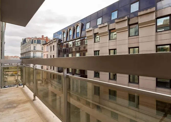 Stella - Furnished Apartment - Downtown Lyon