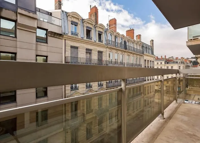 Stella - Furnished Apartment - Downtown Lyon
