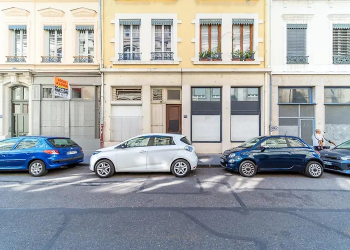 Le Petit Chaponnay - Charming Apartment For 2 Near Saxe Gambetta Lyon