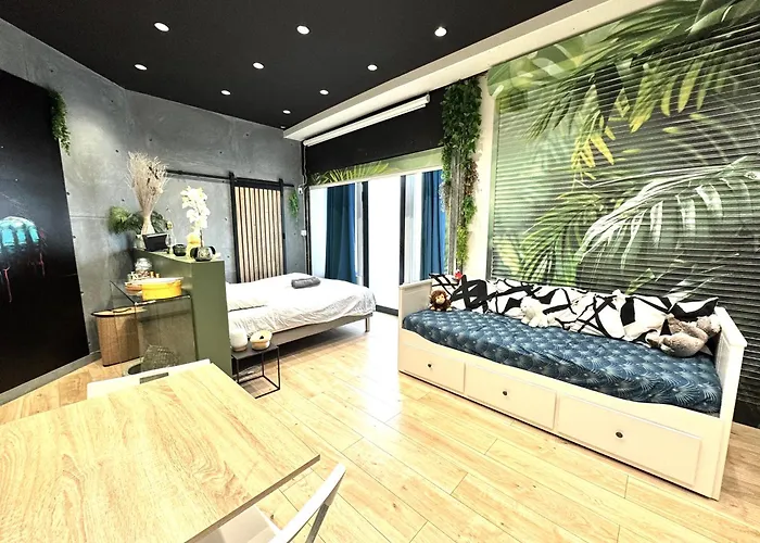 Appartement Ciné Jungle Projecteur 4K cœur de Lyon 6