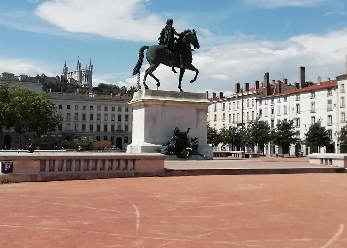Charming studio Bellecour quiet ideal situation Lyon
