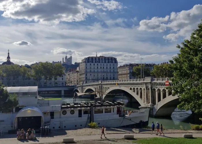 Appartement cocon des artistes à Lyon