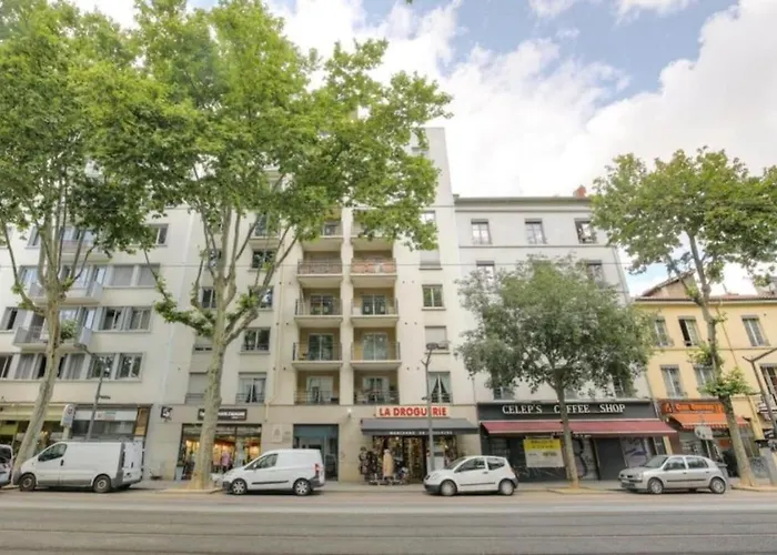 Appartement T2 calme avec parking entre Perrache et Confluence à Lyon