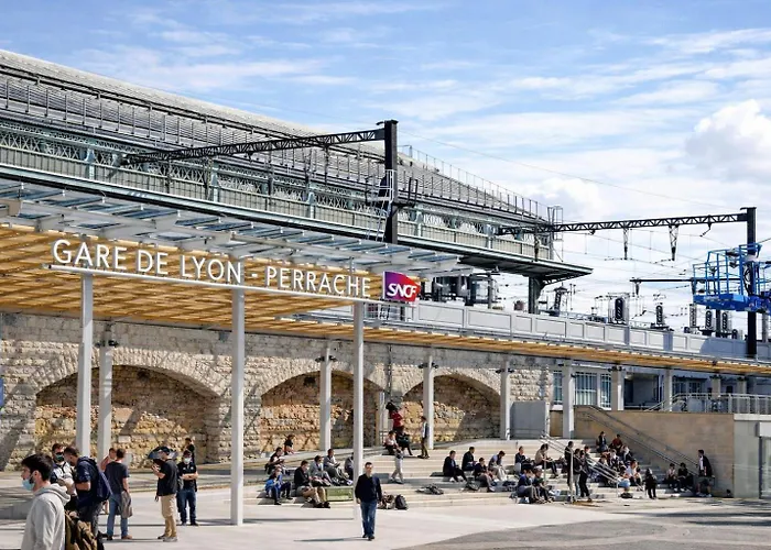 Appartement T2 calme avec parking entre Perrache et Confluence à Lyon