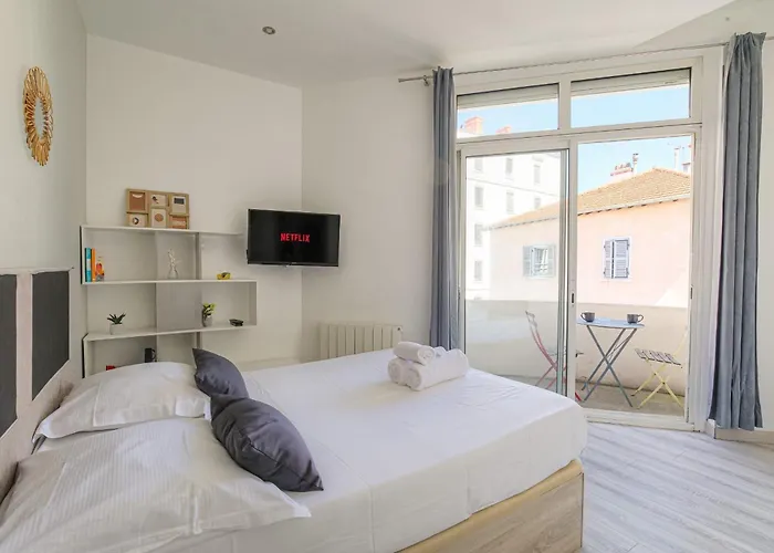Appartement Cosy et Calme proche métro Montplaisir à Lyon