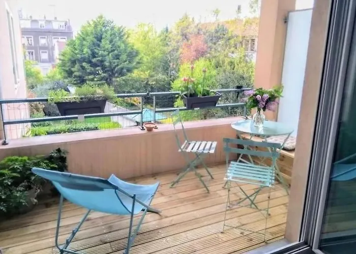 Appartement de charme, Garage, Terrasse, Piscine Lyon