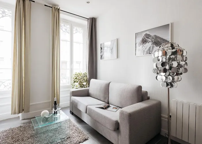Dify Glamour - Place Des Brotteaux Lyon