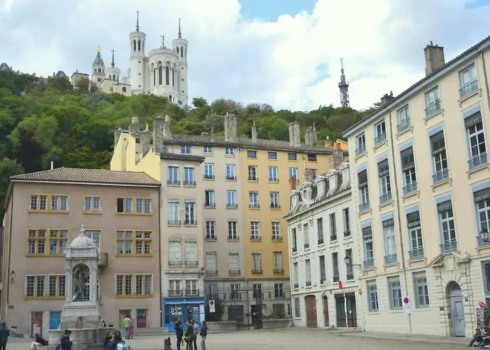 Cosy Apartment Ideally Located In The Old Town Lyon