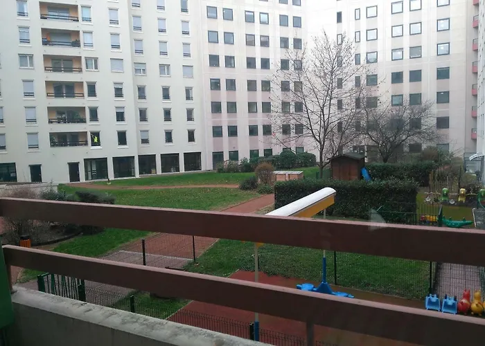 Bel et spacieux appartement de 84 m² avec parking très proche du Métro Garibaldi Lyon